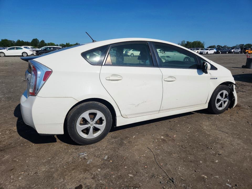Photo 3 from auction – 2014 TOYOTA PRIUS with VIN JTDKN3DU8E1814889