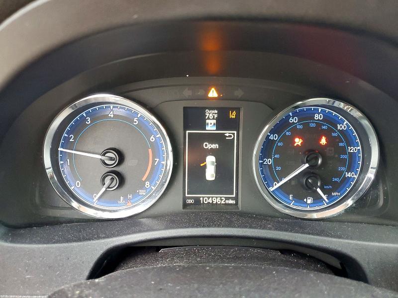Photo 9 from auction – 2018 TOYOTA COROLLA with VIN 2T1BURHE2JC122741