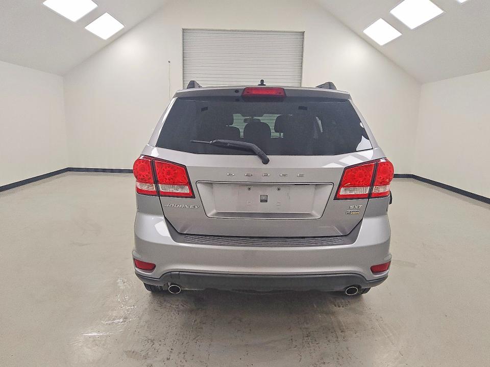 Photo 6 from auction – 2017 DODGE JOURNEY with VIN 3C4PDCBG7HT533332