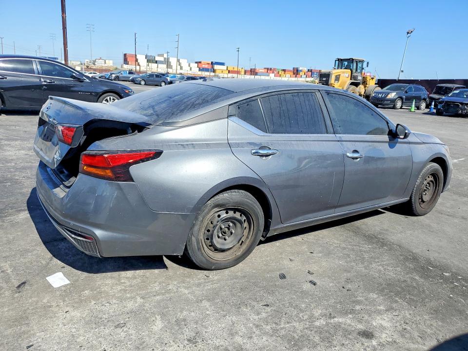 Photo 3 from auction – 2020 NISSAN ALTIMA with VIN 1N4BL4BW0LC249691