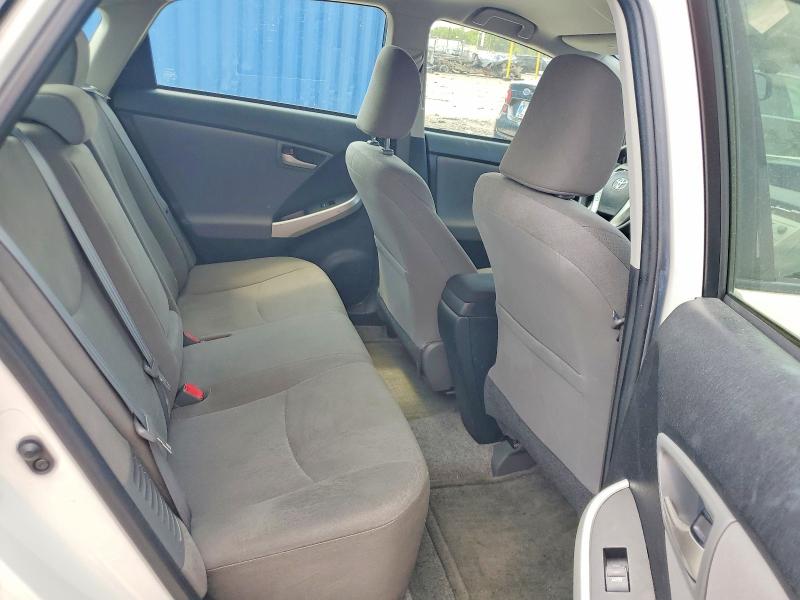 Photo 11 from auction – 2015 TOYOTA PRIUS with VIN JTDKN3DU9F1948957