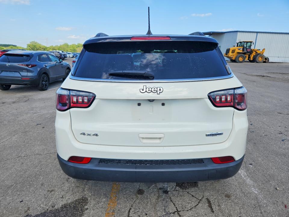 Photo 6 from auction – 2018 JEEP COMPASS with VIN 3C4NJDBB6JT192196