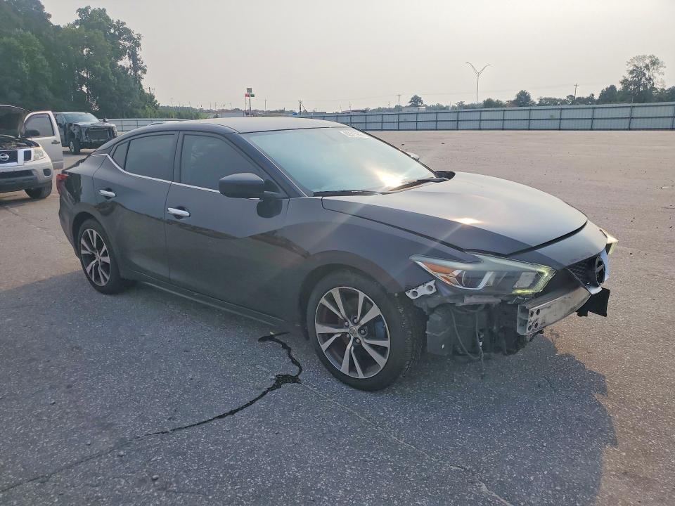 Photo 4 from auction – 2017 NISSAN MAXIMA with VIN 1N4AA6AP8HC424283