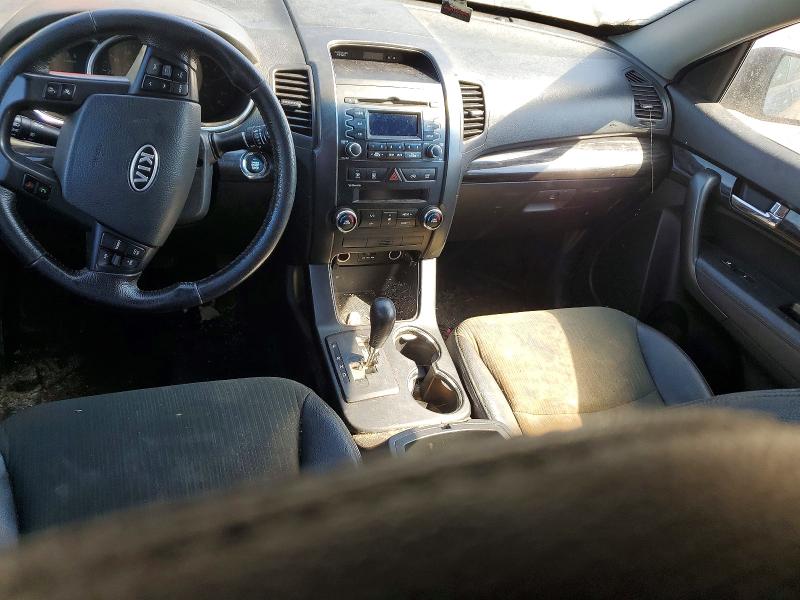 Photo 8 from auction – 2011 KIA SORENTO with VIN 5XYKUDA27BG062805