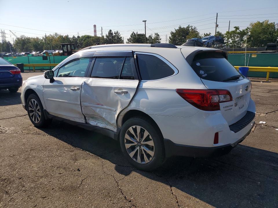 Photo 2 from auction – 2017 SUBARU OUTBACK with VIN 4S4BSETC8H3347653