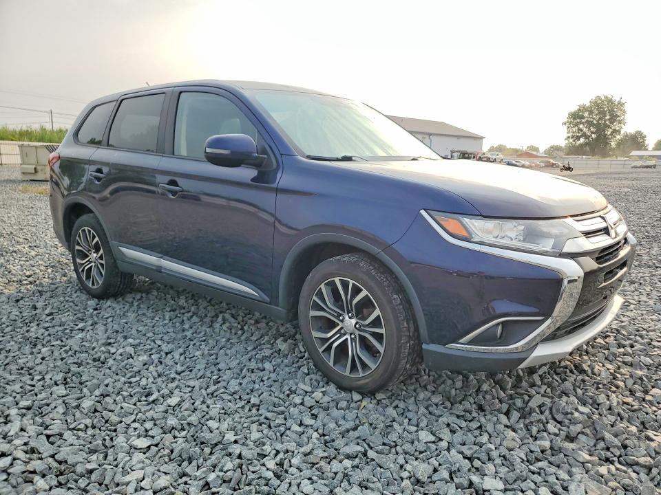 Photo 4 from auction – 2016 MITSUBISHI OUTLANDER with VIN JA4AZ3A33GZ013667
