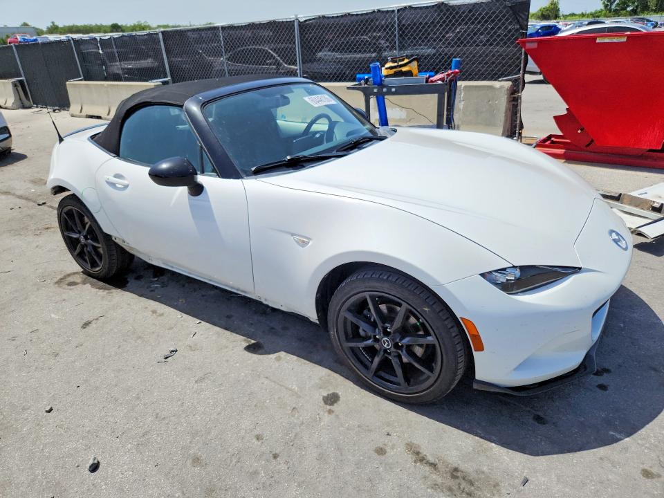 Photo 4 from auction – 2019 MAZDA MX-5 MIATA with VIN JM1NDAC77K0311694
