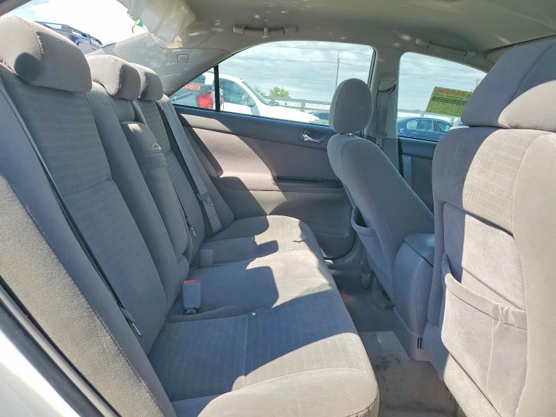 Photo 10 from auction – 2005 TOYOTA CAMRY with VIN 4T1BF30K95U092957