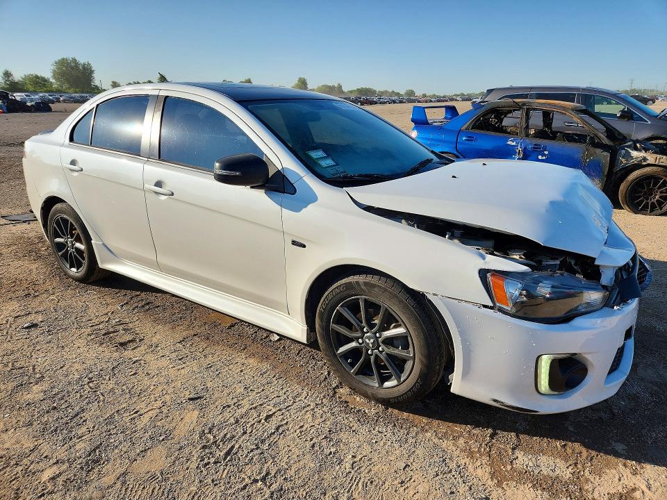 Photo 4 from auction – 2017 MITSUBISHI LANCER with VIN JA32U2FU0HU016415