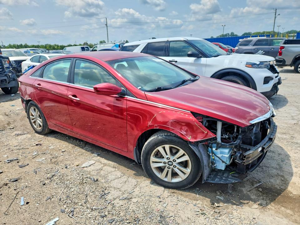 Photo 4 from auction – 2011 HYUNDAI SONATA with VIN 5NPEB4AC9BH170430