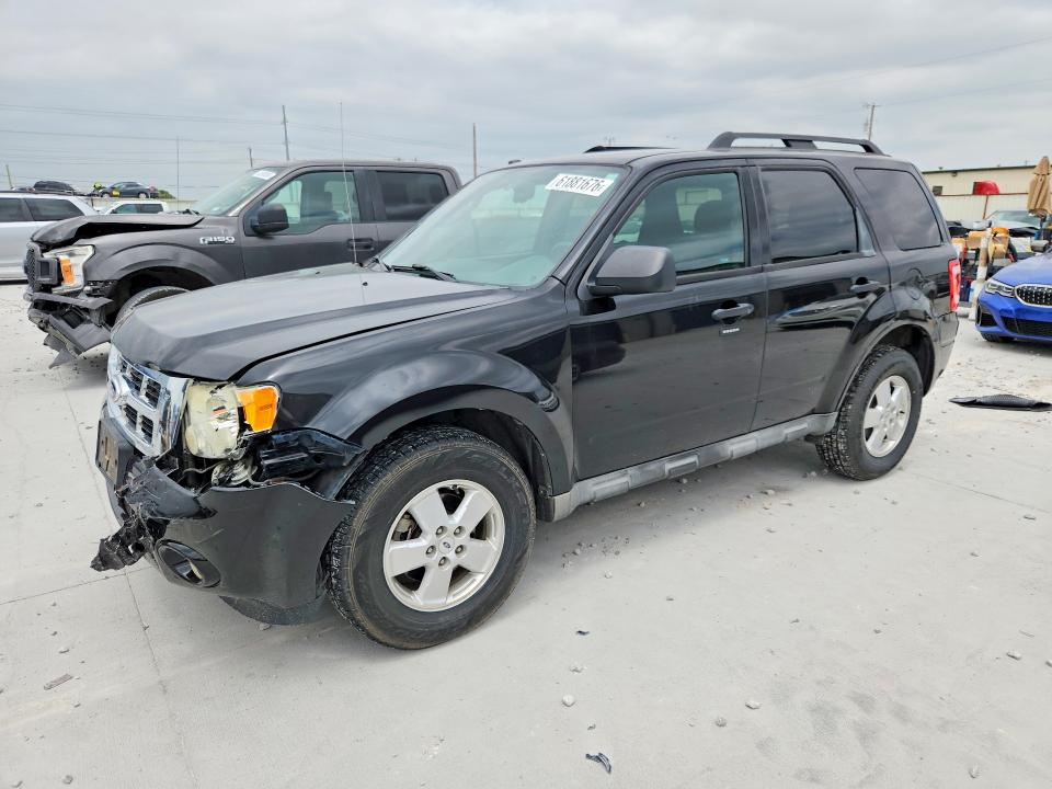FORD ESCAPE 2011 with VIN 1FMCU0DG8BKA22839 - Photo from auction