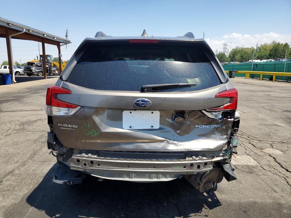 Photo 6 from auction – 2020 SUBARU FORESTER with VIN JF2SKAJC7LH452844