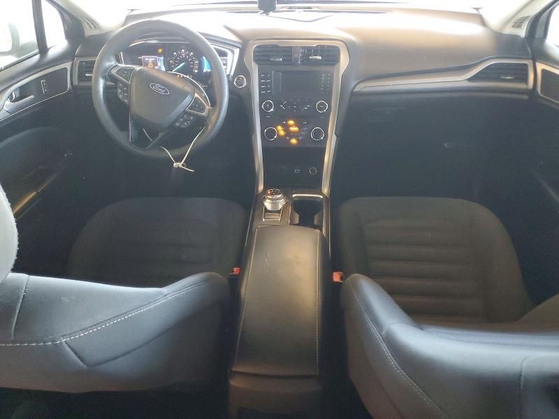 Фото 8 с аукциона – 2017 FORD FUSION с VIN 3FA6P0LU4HR266286