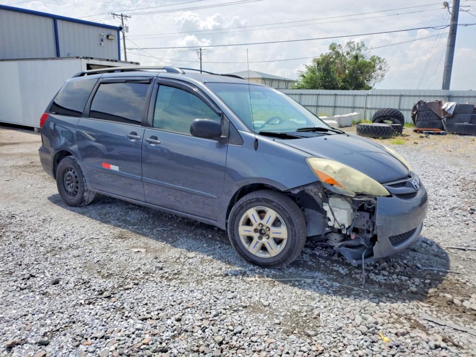 Photo 4 from auction – 2006 TOYOTA SIENNA with VIN 5TDZA23C76S523964