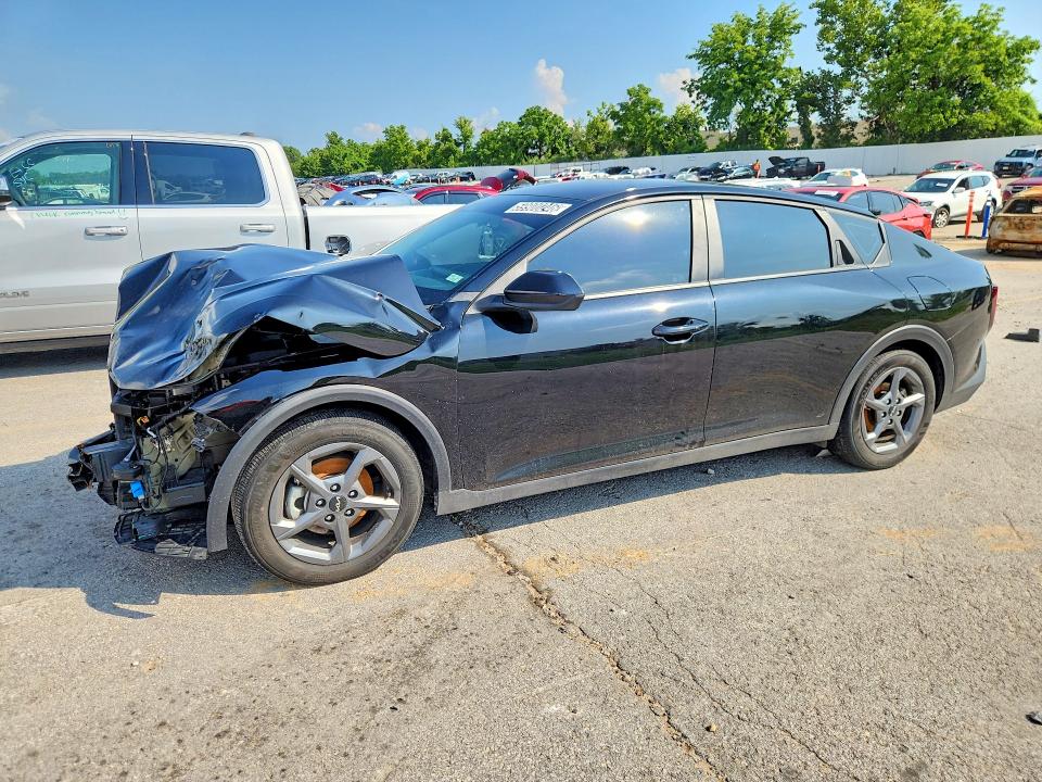 KIA K4 2025 with VIN 3KPFT4DE7SE053027 - Photo from auction