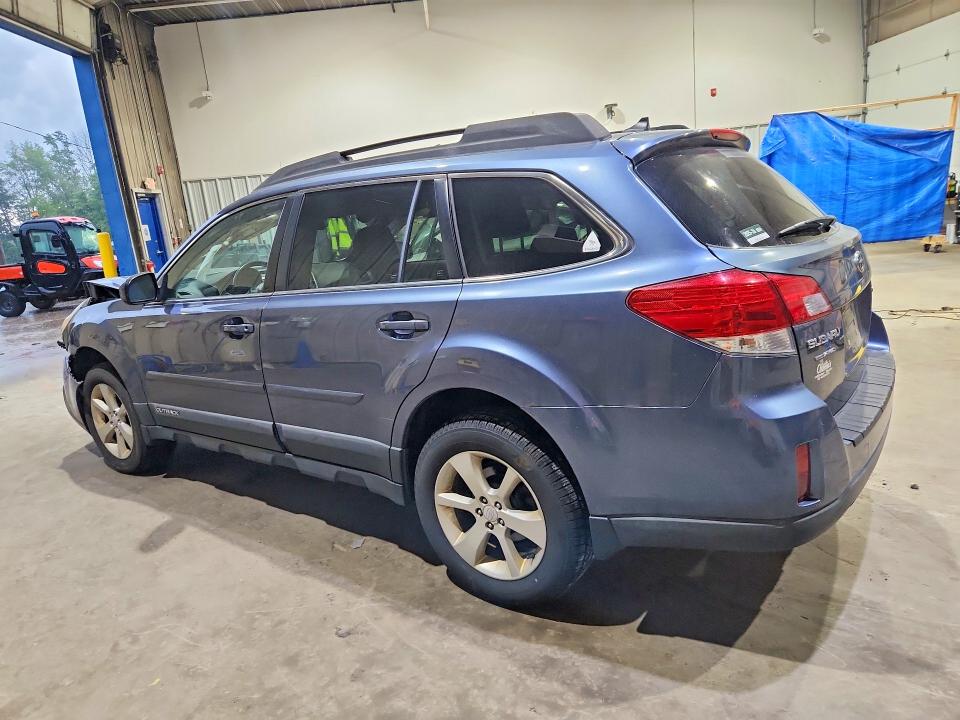 Photo 2 from auction – 2014 SUBARU OUTBACK with VIN 4S4BRBCC1E3294137