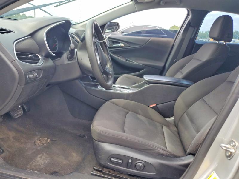 Photo 7 from auction – 2019 CHEVROLET MALIBU with VIN 1G1ZD5STXKF198028