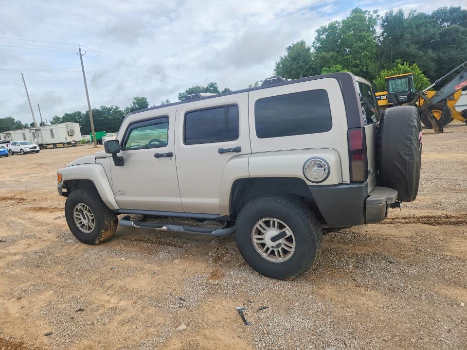 Photo 2 from auction – 2006 HUMMER H3 with VIN 5GTDN136868143497