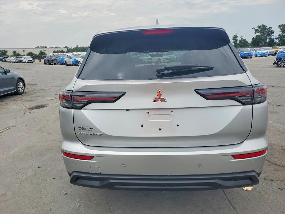 Photo 6 from auction – 2026 MITSUBISHI OUTLANDER with VIN JA4J3UABXTZ032063
