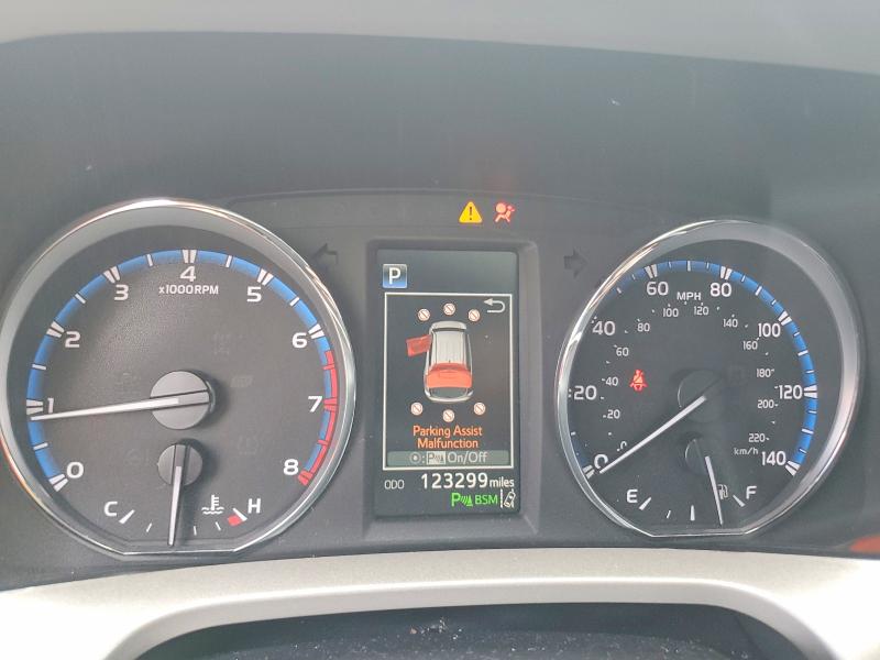 Photo 9 from auction – 2016 TOYOTA RAV4 with VIN 2T3DFREV8GW444208