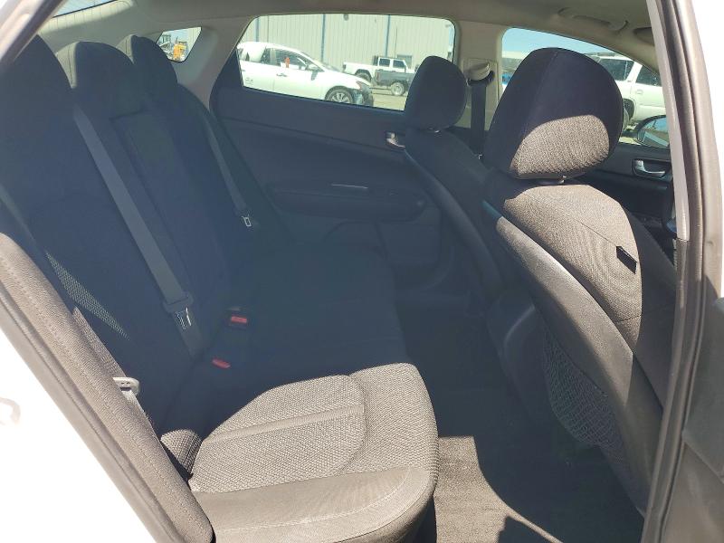 Photo 10 from auction – 2019 KIA OPTIMA with VIN 5XXGT4L36KG359518