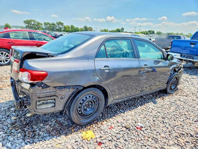 Photo 3 from auction – 2013 TOYOTA COROLLA with VIN 2T1BU4EE8DC095816