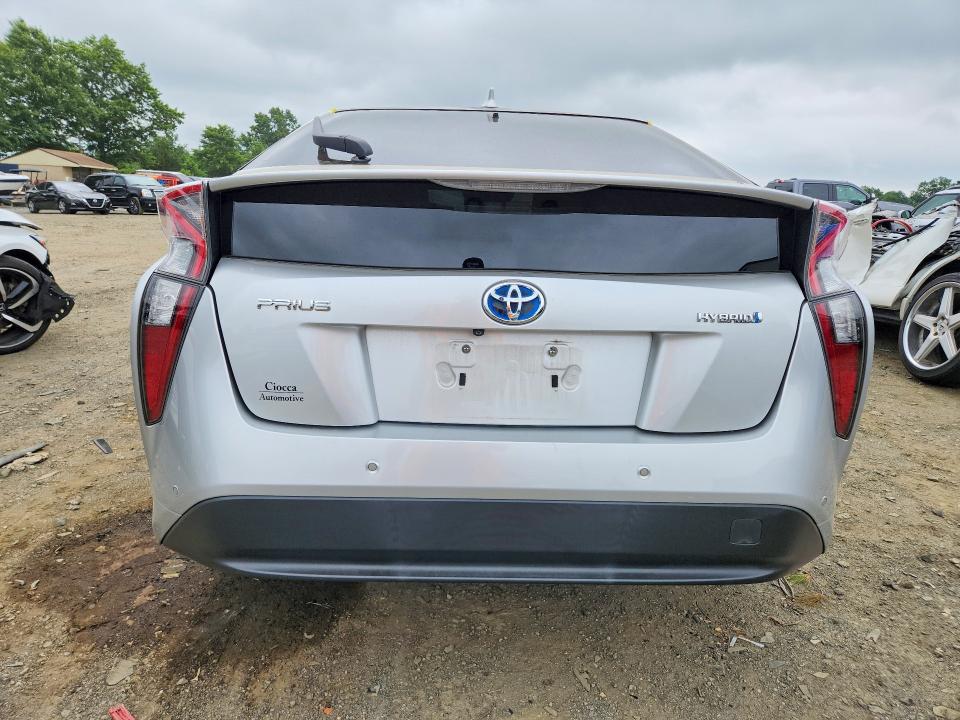 Photo 6 from auction – 2018 TOYOTA PRIUS with VIN JTDKBRFU0J3065268