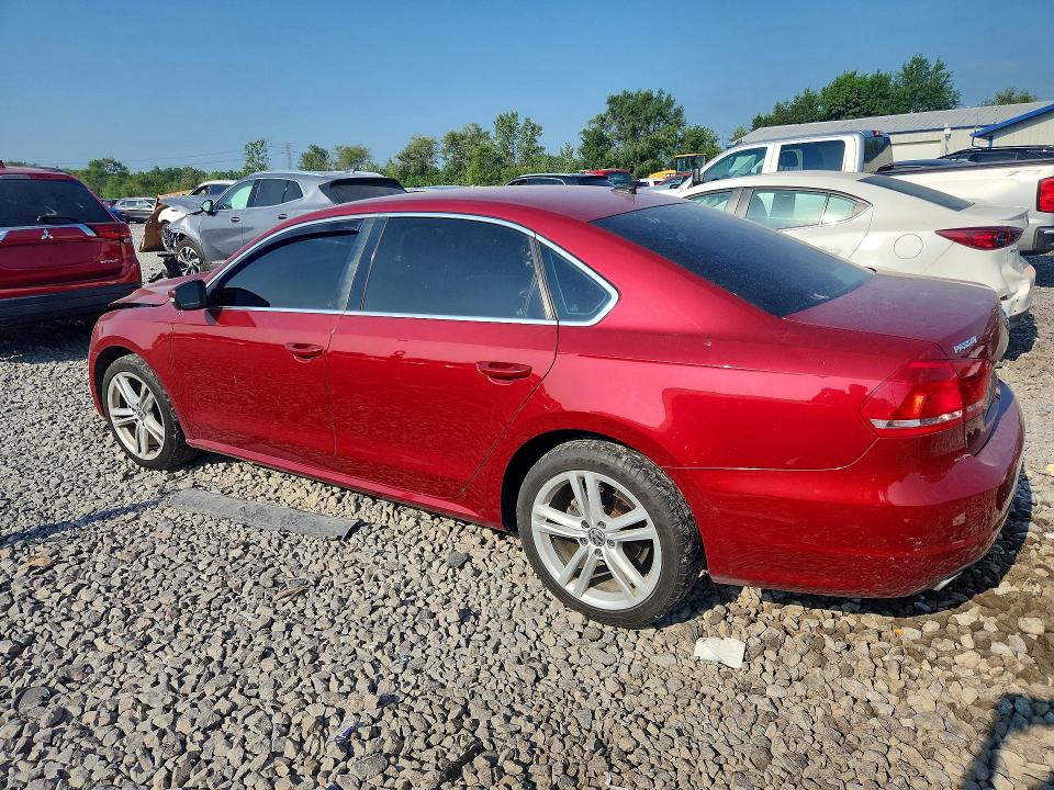Photo 2 from auction – 2015 VOLKSWAGEN PASSAT with VIN 1VWBV7A36FC095938