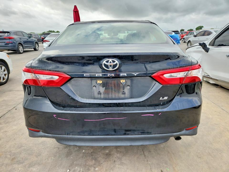 Photo 6 from auction – 2018 TOYOTA CAMRY with VIN JTNB11HK8J3047211