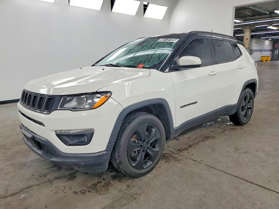 Снимка 1 от търг – 2019 JEEP COMPASS с VIN 3C4NJDBB4KT772418