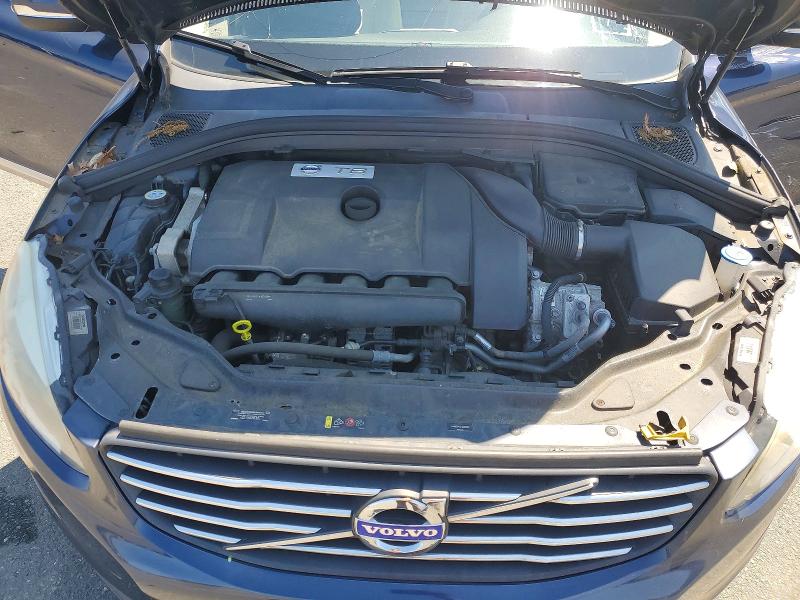 Photo 12 from auction – 2015 VOLVO XC60 with VIN YV4902RK5F2662853