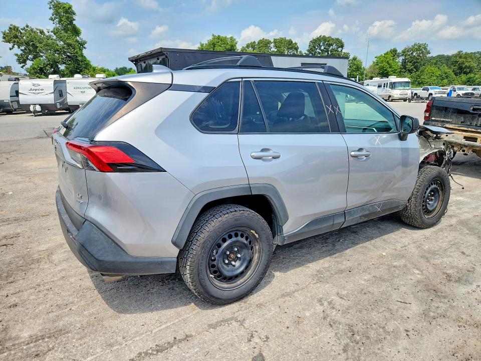 Photo 3 from auction – 2021 TOYOTA RAV4 with VIN 2T3F1RFV9MW195015