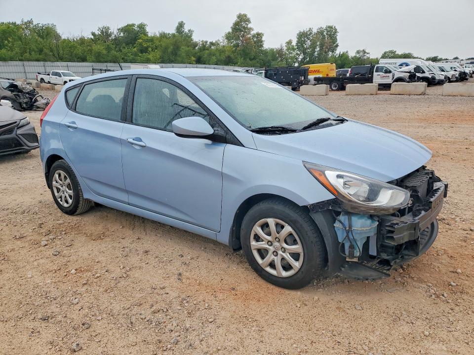 Photo 4 from auction – 2014 HYUNDAI ACCENT with VIN KMHCT5AE8EU182585
