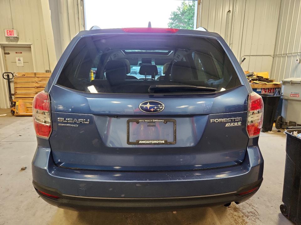 Photo 6 from auction – 2016 SUBARU FORESTER with VIN JF2SJADC8GH519410