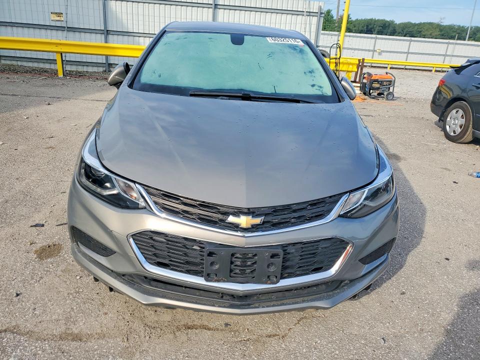 Photo 5 from auction – 2017 CHEVROLET CRUZE with VIN 3G1BE6SM8HS552825