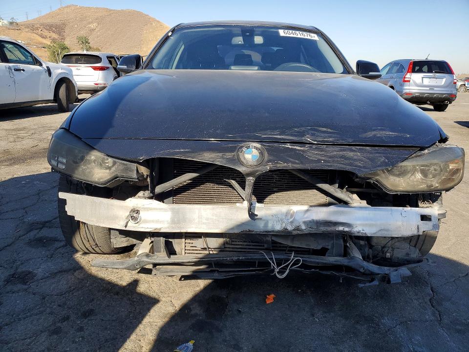 Photo 5 from auction – 2015 BMW 328 with VIN WBA3A5C59FF611095