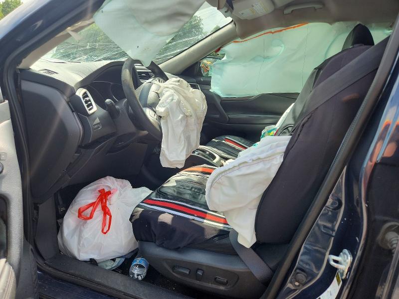 Photo 7 from auction – 2016 NISSAN ROGUE with VIN KNMAT2MV8GP708043