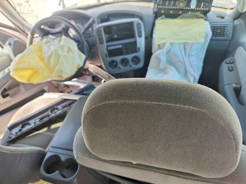 Zdjęcie 8 z aukcji – 2005 FORD EXPLORER z VIN 1FMZU73K25UA81418