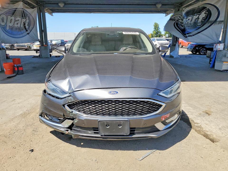 Photo 5 from auction – 2017 FORD FUSION with VIN 3FA6P0SU5HR380315