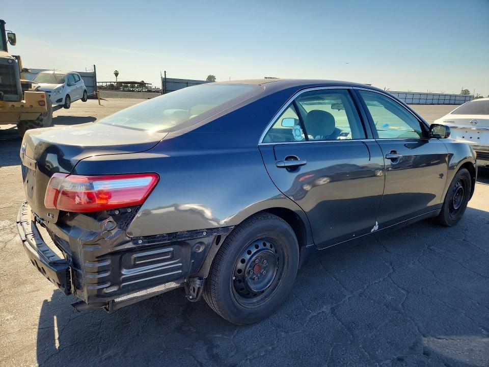 Photo 3 from auction – 2007 TOYOTA CAMRY with VIN 4T1BE46K47U099933