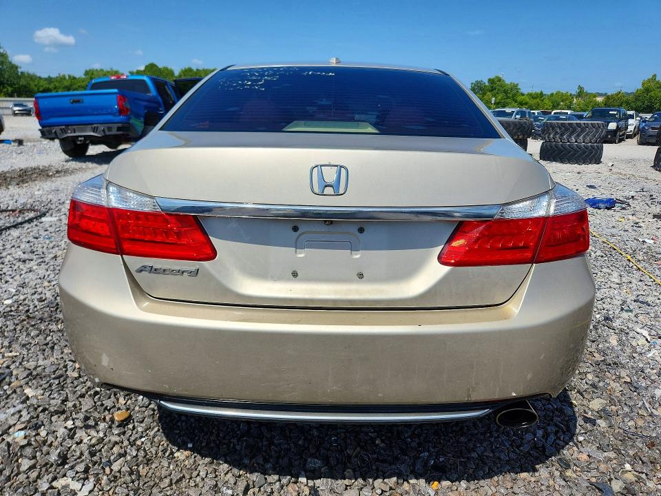 Photo 6 from auction – 2015 HONDA ACCORD with VIN 1HGCR2F85FA147169