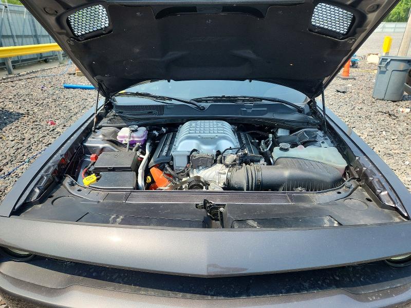 Photo 11 from auction – 2016 DODGE CHALLENGER with VIN 2C3CDZC97GH314612