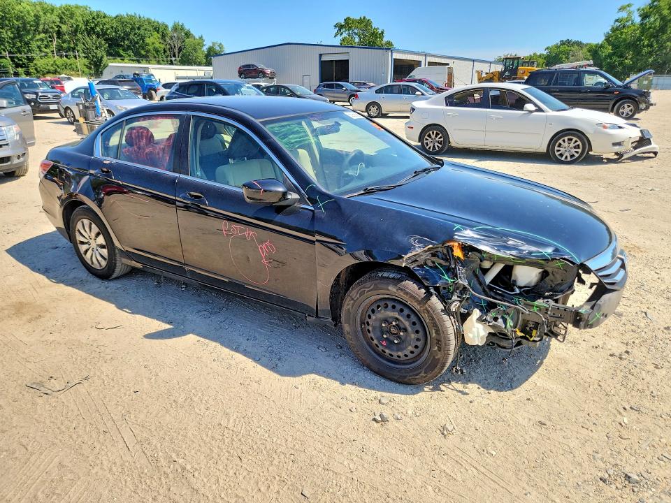Photo 4 from auction – 2012 HONDA ACCORD with VIN 1HGCP2F3XCA070093