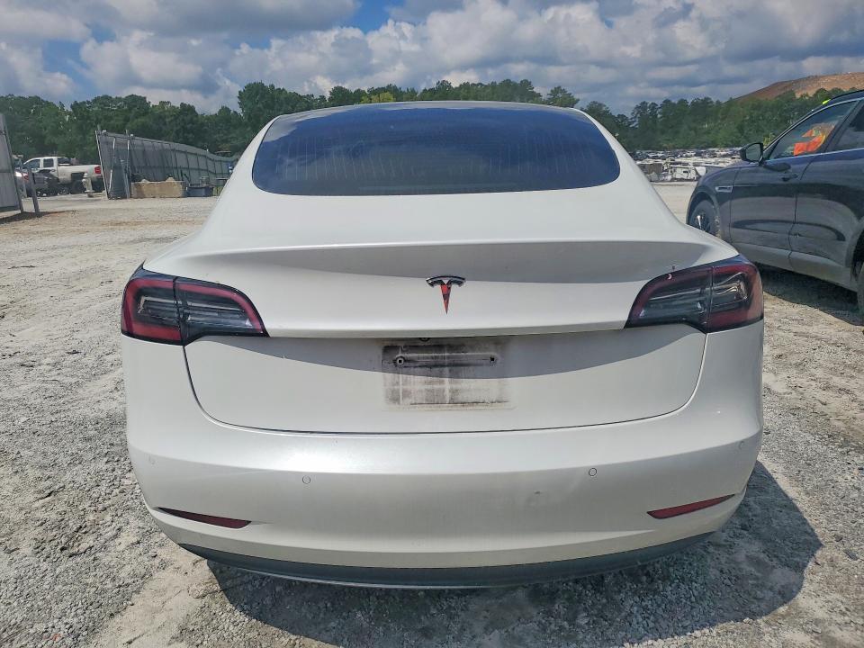 Photo 6 from auction – 2020 TESLA MODEL 3 with VIN 5YJ3E1EA8LF634135