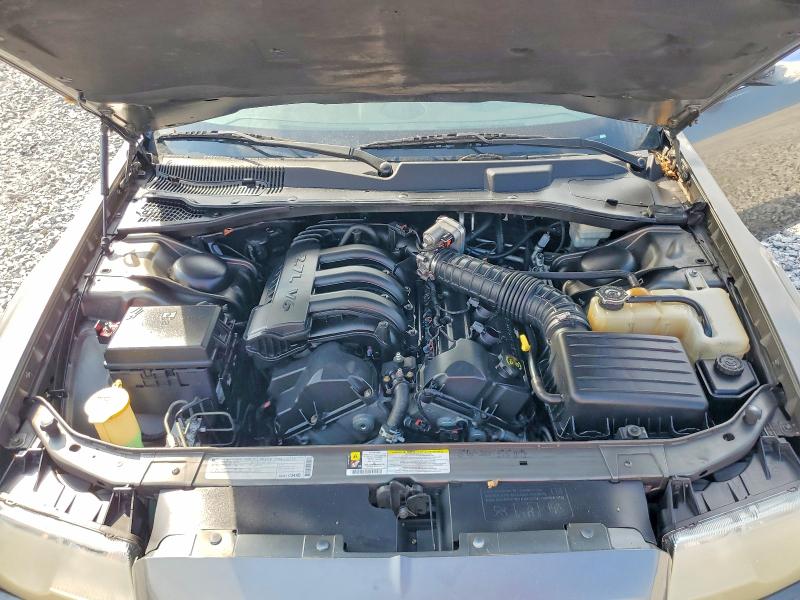 Photo 11 from auction – 2010 CHRYSLER 300 with VIN 2C3CA4CD3AH105116