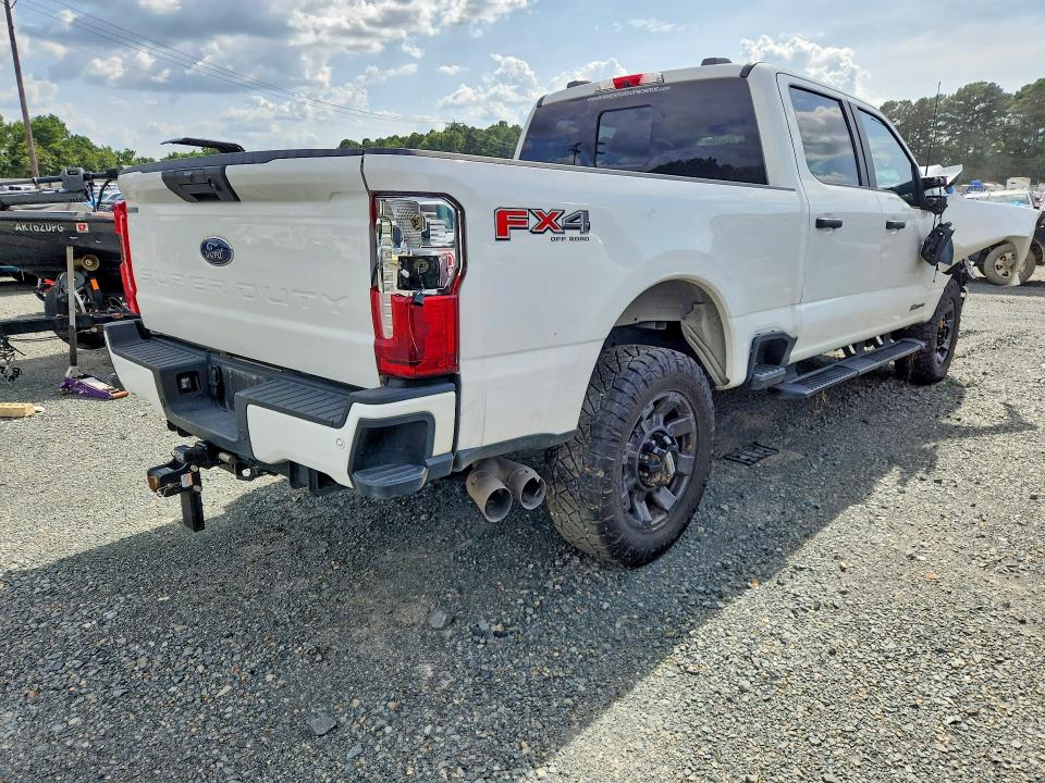 Photo 3 from auction – 2025 FORD F250 with VIN 1FT8W2BT4SEC35012