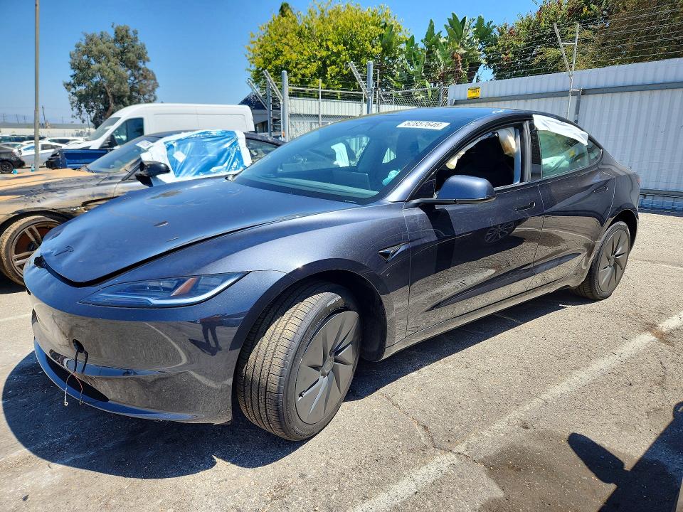 TESLA MODEL 3 2026 с VIN 5YJ3E1EA1TF182481 - Фото с аукциона