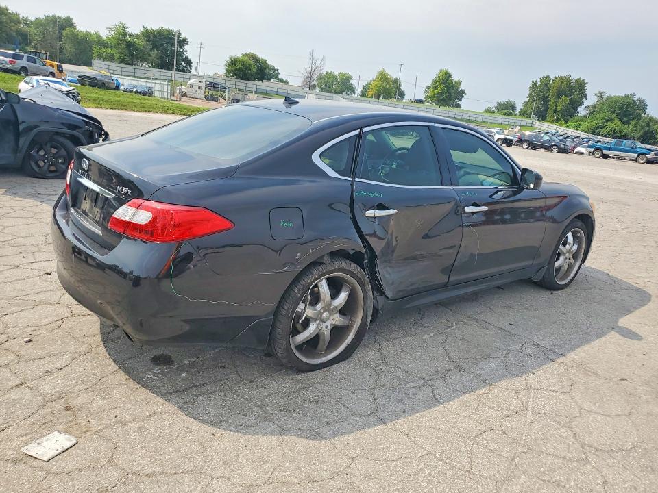 Photo 3 from auction – 2011 INFINITI M37 with VIN JN1BY1AR3BM370460