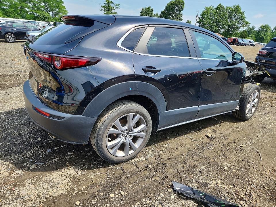 Photo 3 from auction – 2023 MAZDA CX-30 with VIN 3MVDMBBM6PM509002