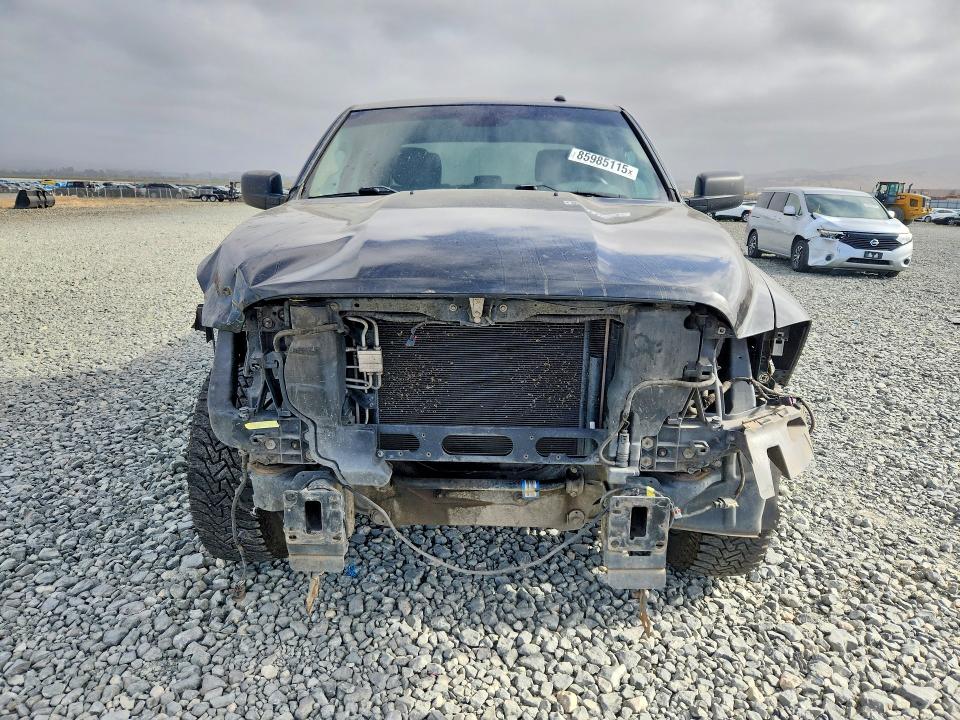 Photo 5 from auction – 2017 RAM 1500 with VIN 3C6RR7KT3HG774447